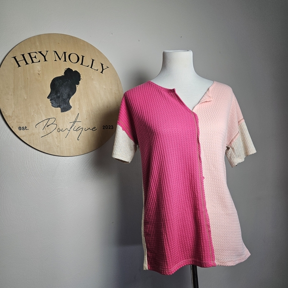 BiBi Two-Tone Pink Waffle Knit Short Sleeve Top - Picture 4 of 9